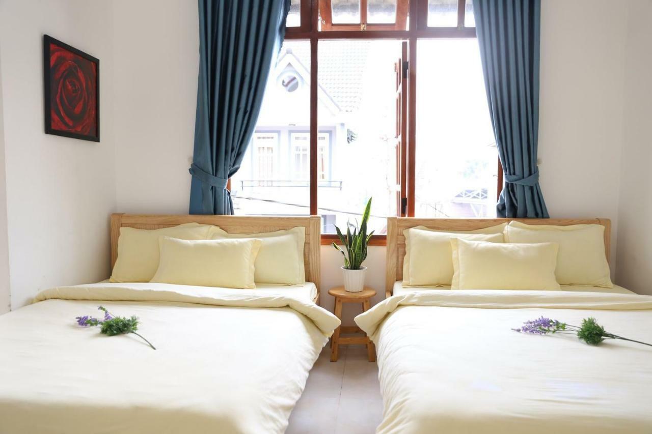 Strawberry Hotel Dalat Exterior foto